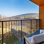 Wonder - Z Widokiem Na Panorame Gor Izerskich