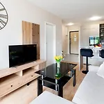 Wonder - Z Widokiem Na Panorame Gor Izerskich