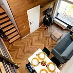 Wonder - Z Widokiem Na Panorame Gor Izerskich