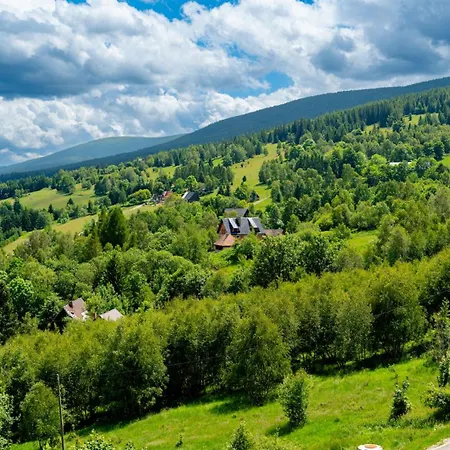Wonder - Z Widokiem Na Panorame Gor Izerskich
